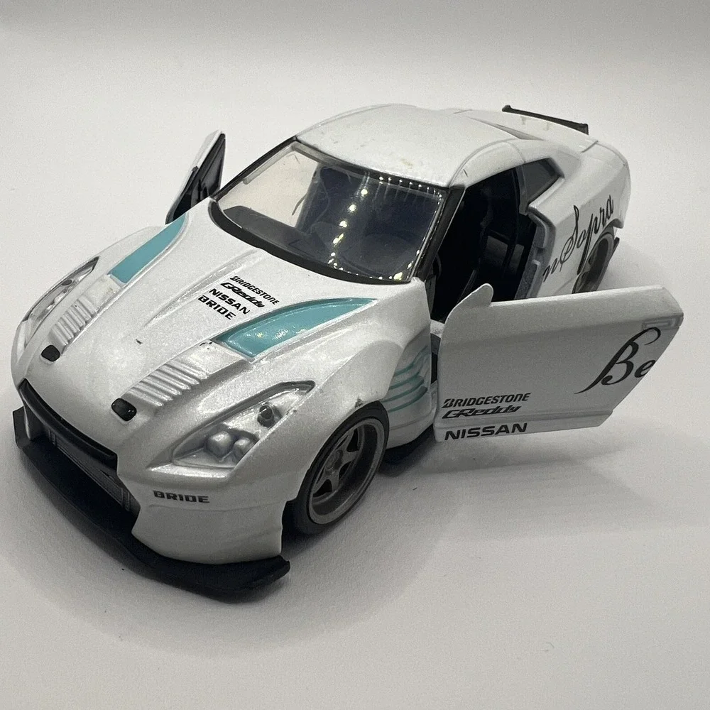 Jada JDM Tuners 1/32 Scale 2009‎ NISSAN GT-R R35 BEN SOPRA Diecast Model Car Toy